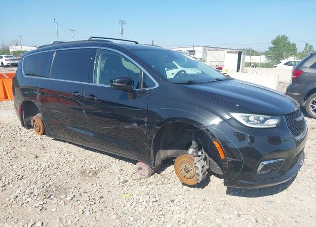 2022 CHRYSLER Pacifica