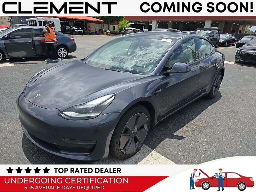 2022 TESLA Model 3