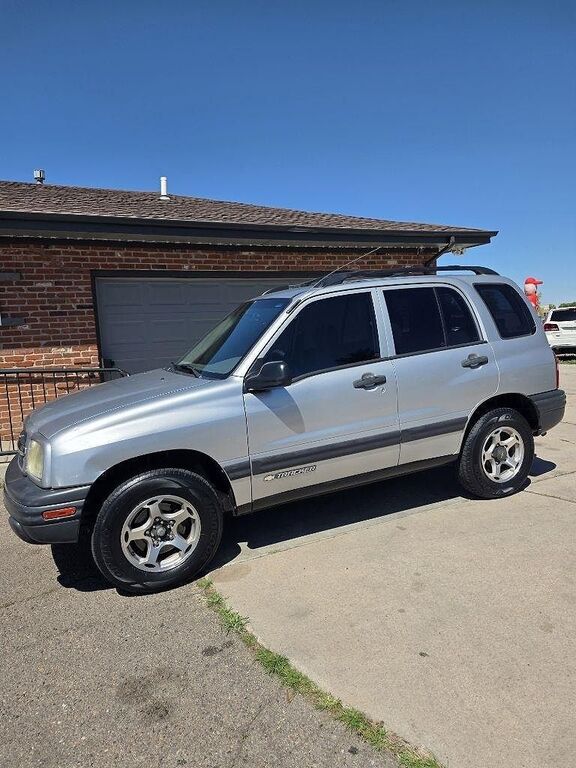 2001 CHEVROLET Tracker