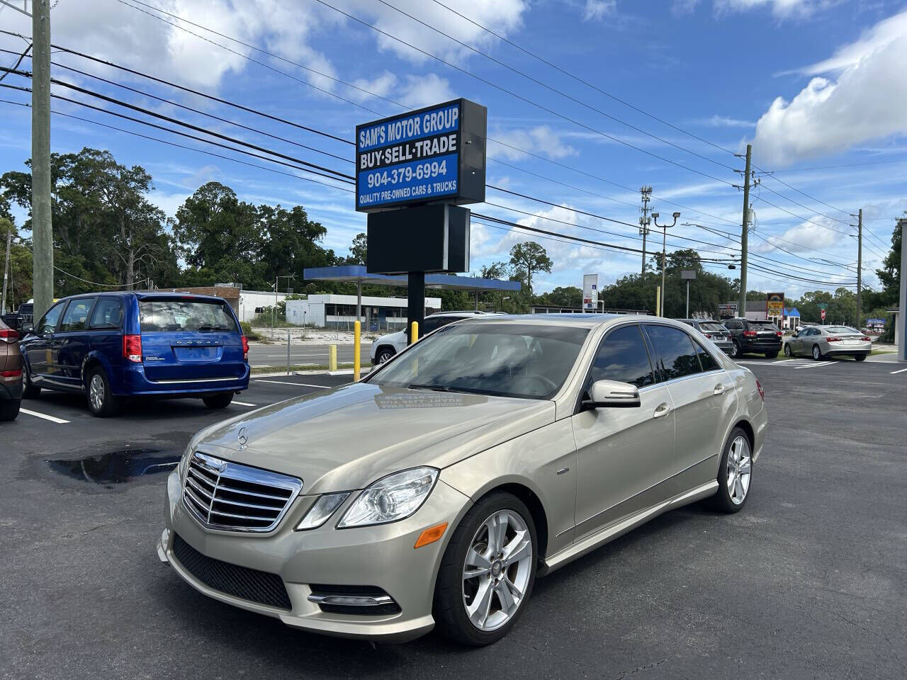 2012 MERCEDES-BENZ E-Class