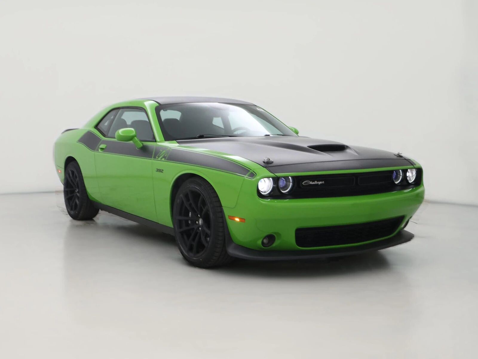 2017 DODGE Challenger