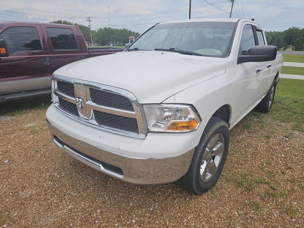 2011 DODGE Ram