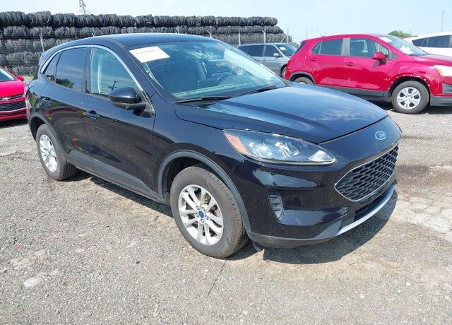 2021 FORD Escape