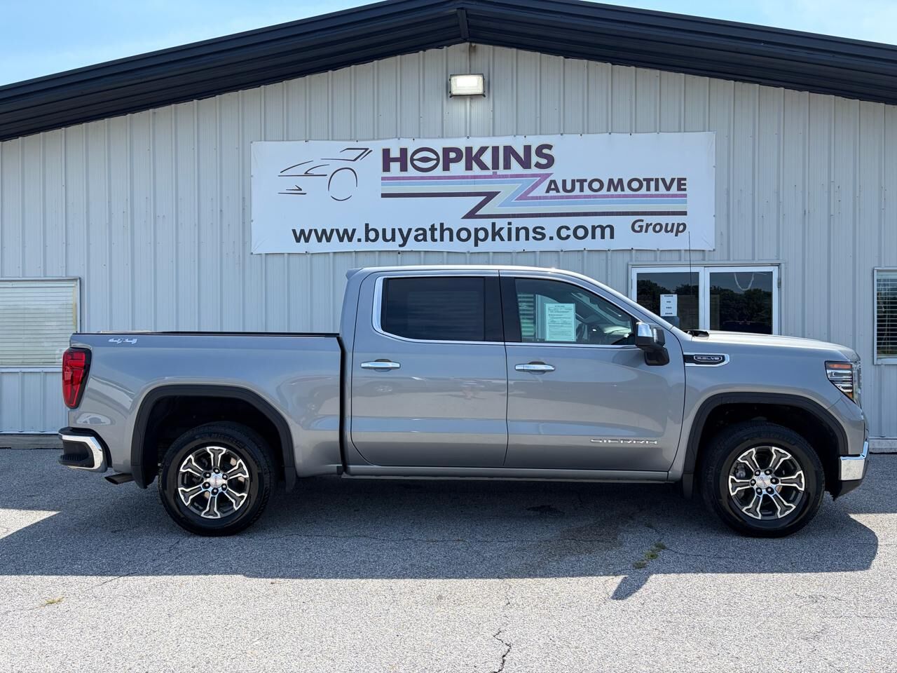 2024 GMC Sierra