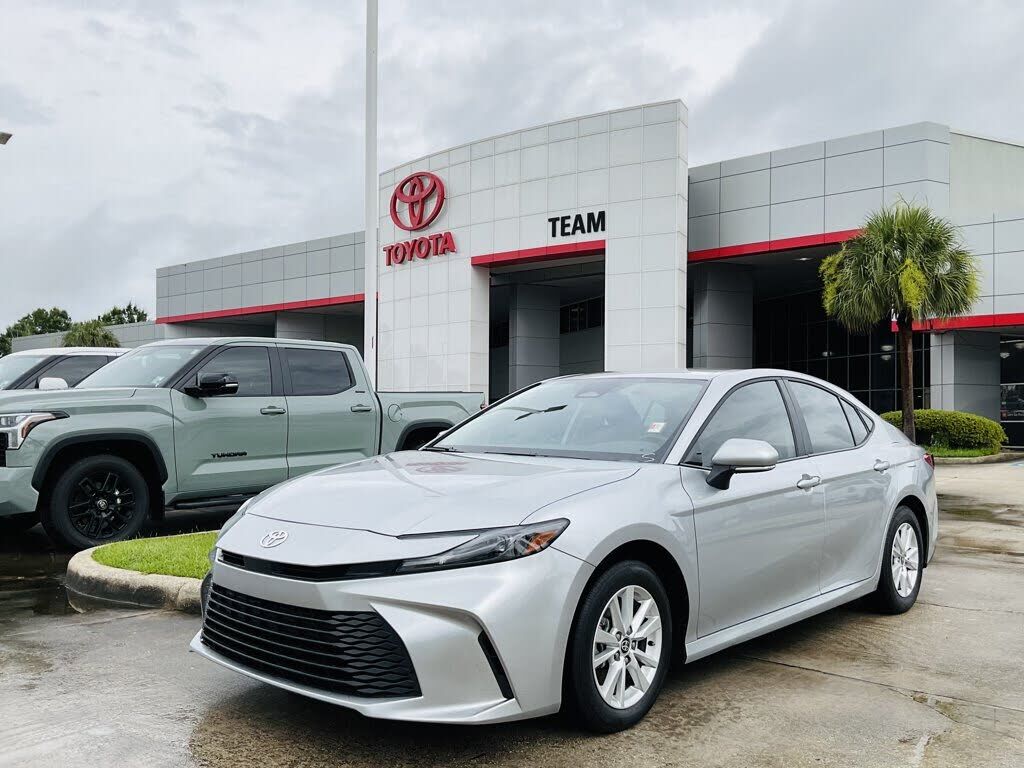 2026 TOYOTA Camry