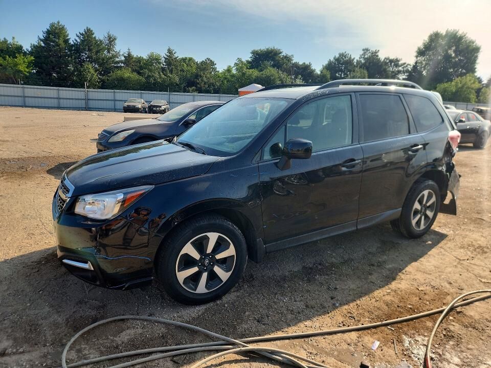 2018 SUBARU Forester