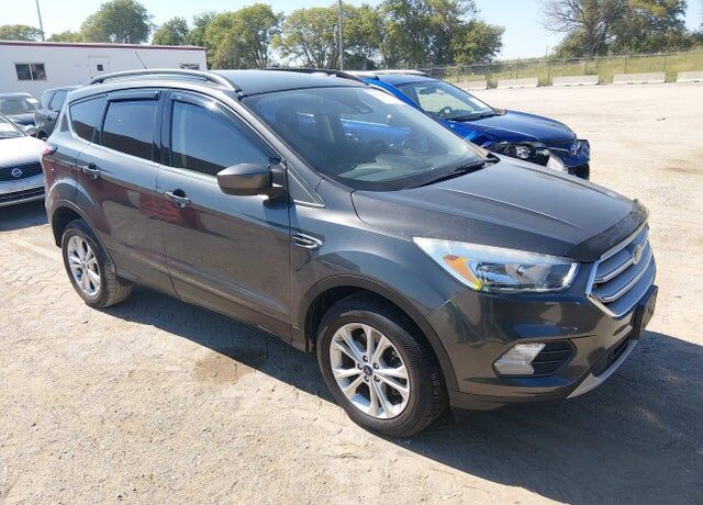 2018 FORD Escape
