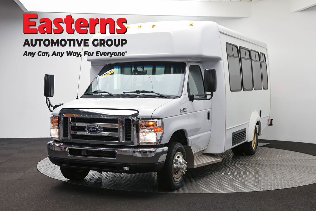2018 FORD E-350