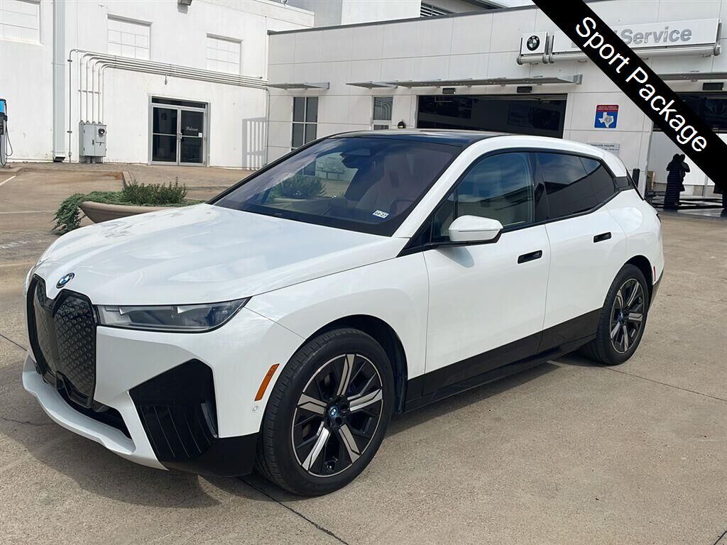 2023 BMW ix