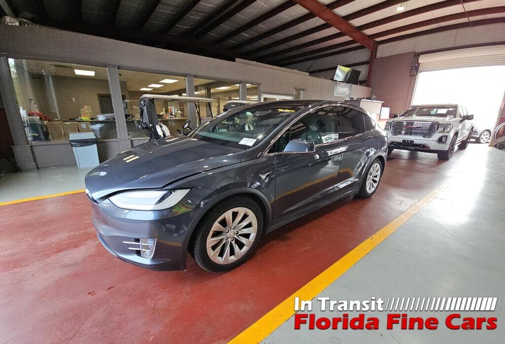 2017 TESLA Model X