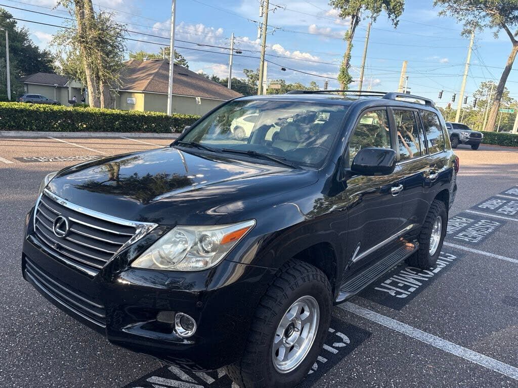 2009 LEXUS LX