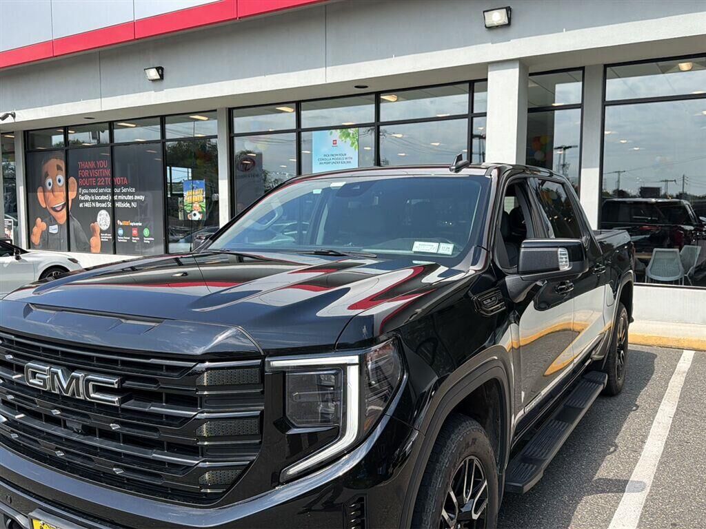 2024 GMC Sierra