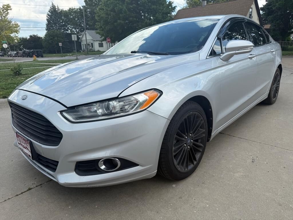2013 FORD Fusion