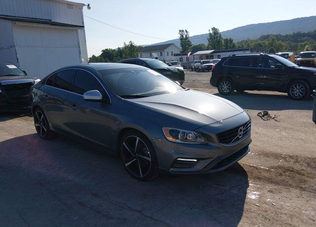 2016 VOLVO S60