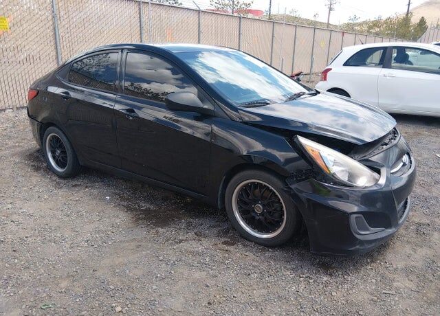 2016 HYUNDAI Accent