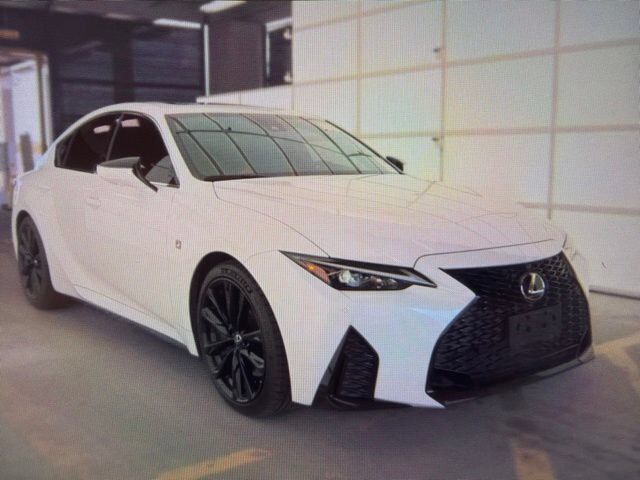 2023 LEXUS IS