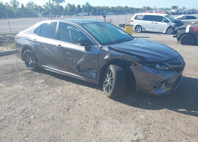 2024 TOYOTA Camry