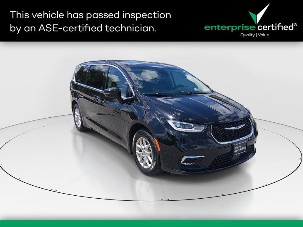2024 CHRYSLER Pacifica
