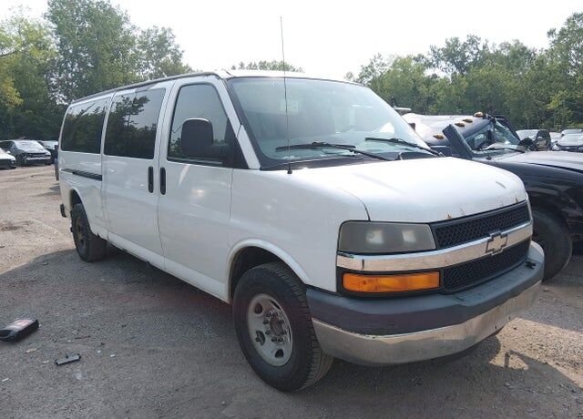 2010 CHEVROLET Express