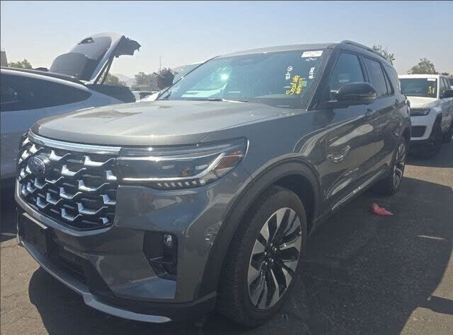 2025 FORD Explorer