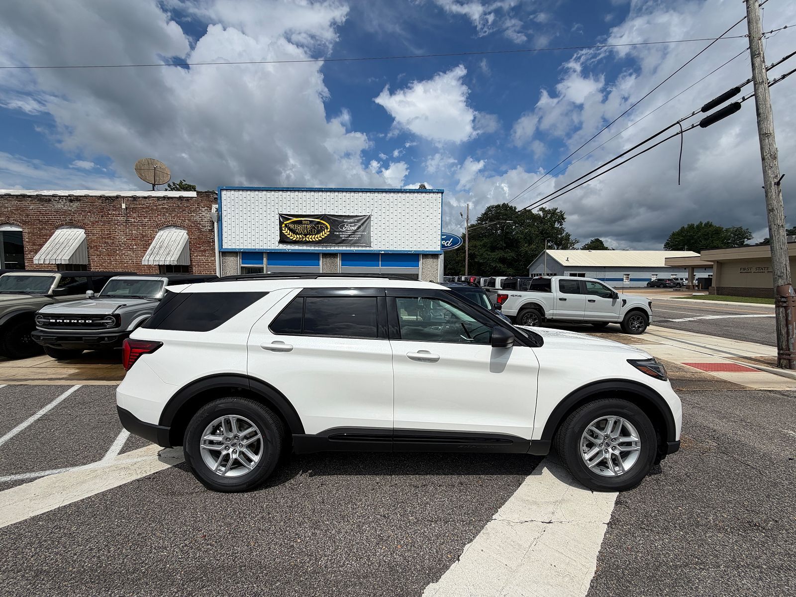 2026 FORD Explorer