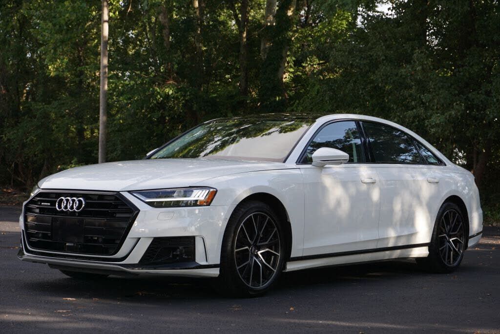 2020 AUDI A8
