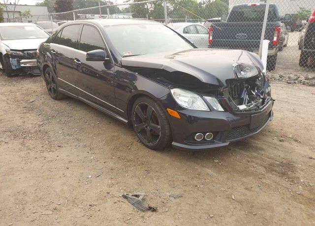 2010 MERCEDES-BENZ E-Class