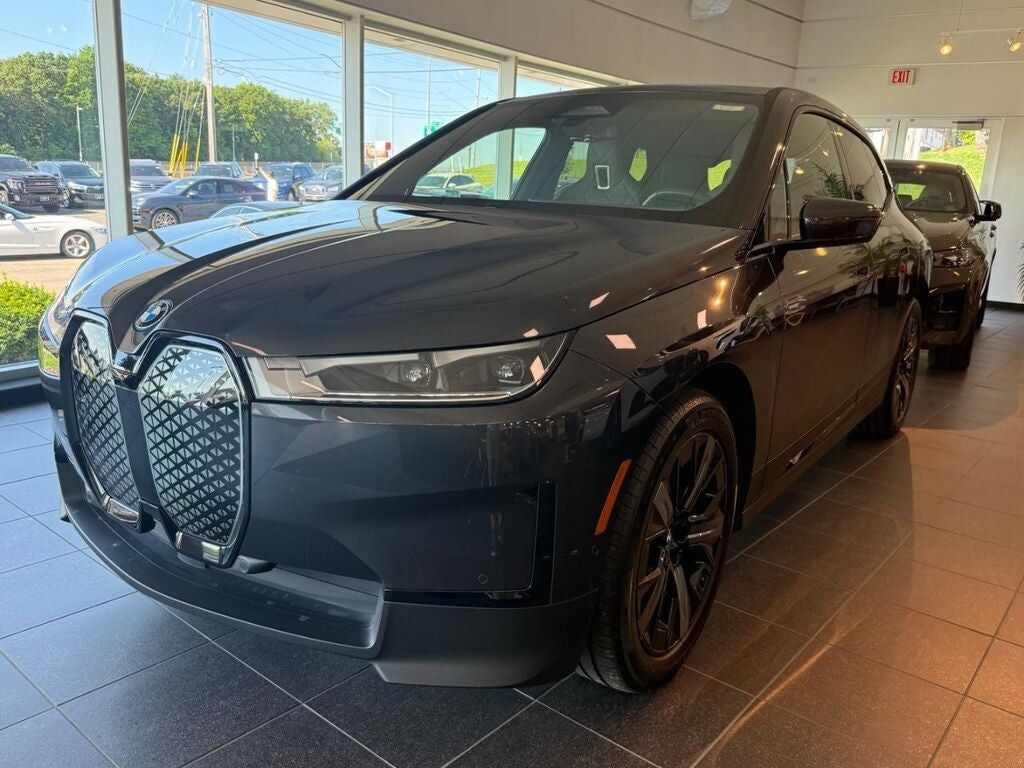 2024 BMW ix