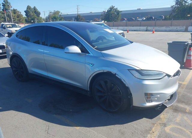 2016 TESLA Model X