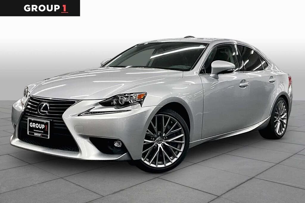 2016 LEXUS IS