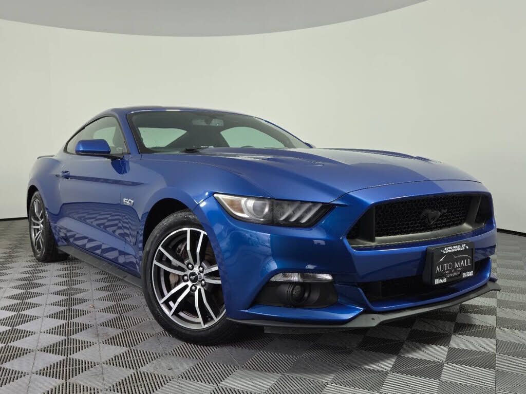 2017 FORD Mustang