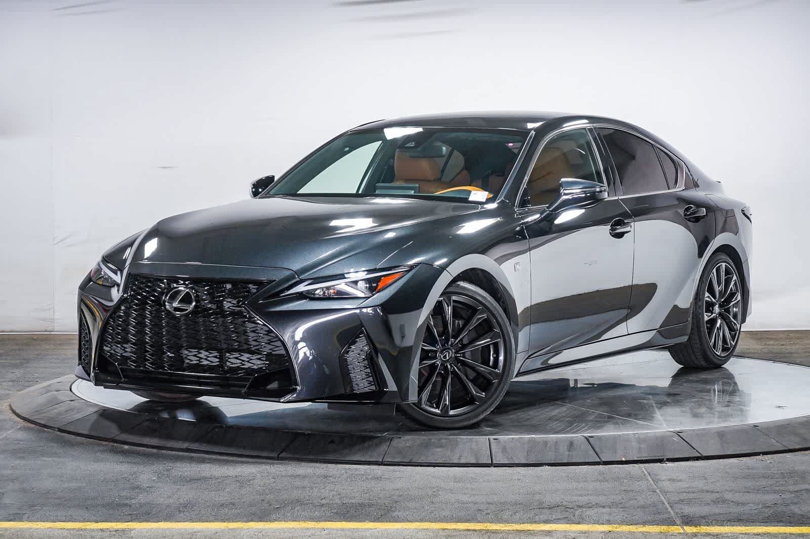 2025 LEXUS IS