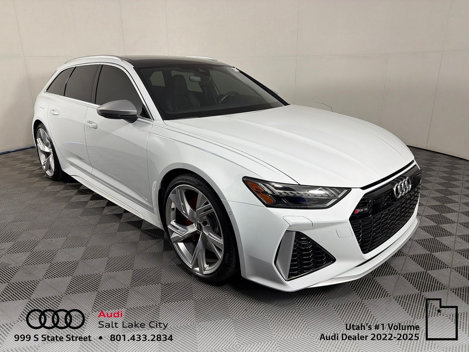 2023 AUDI RS6
