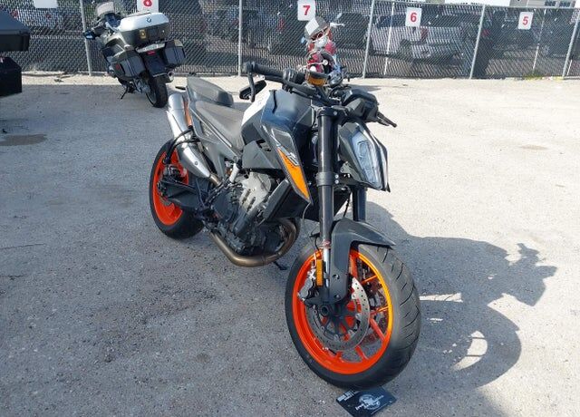 2020 KTM 790 Duke