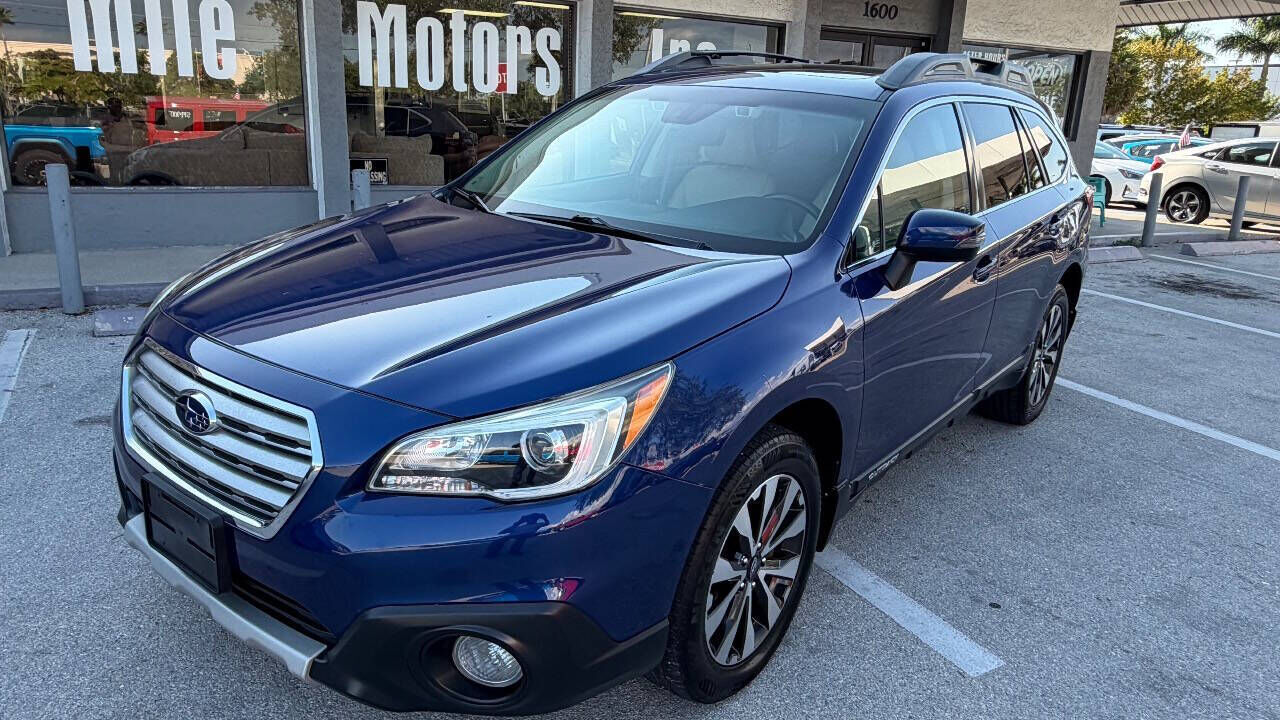 2017 SUBARU Outback