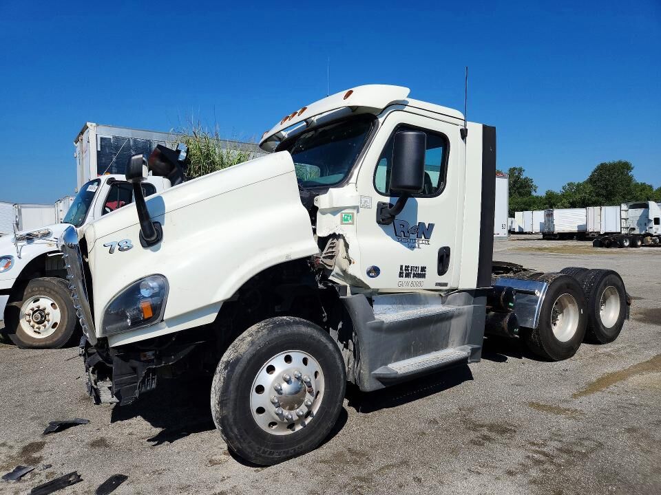 2018 FREIGHTLINER Cascadia