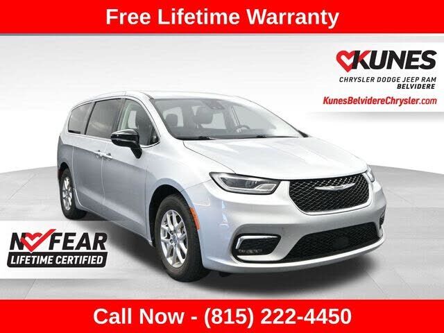 2024 CHRYSLER Pacifica