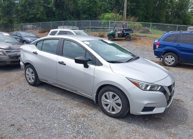 2020 NISSAN Versa