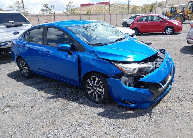 2021 NISSAN Versa