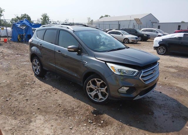 2017 FORD Escape