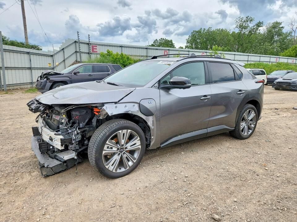2025 SUBARU Solterra