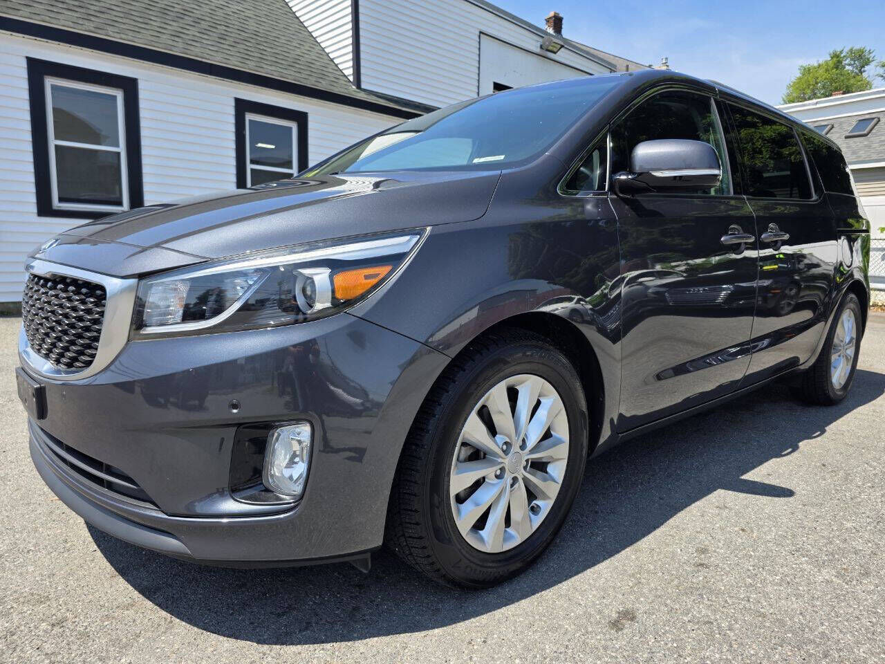 2017 KIA Sedona