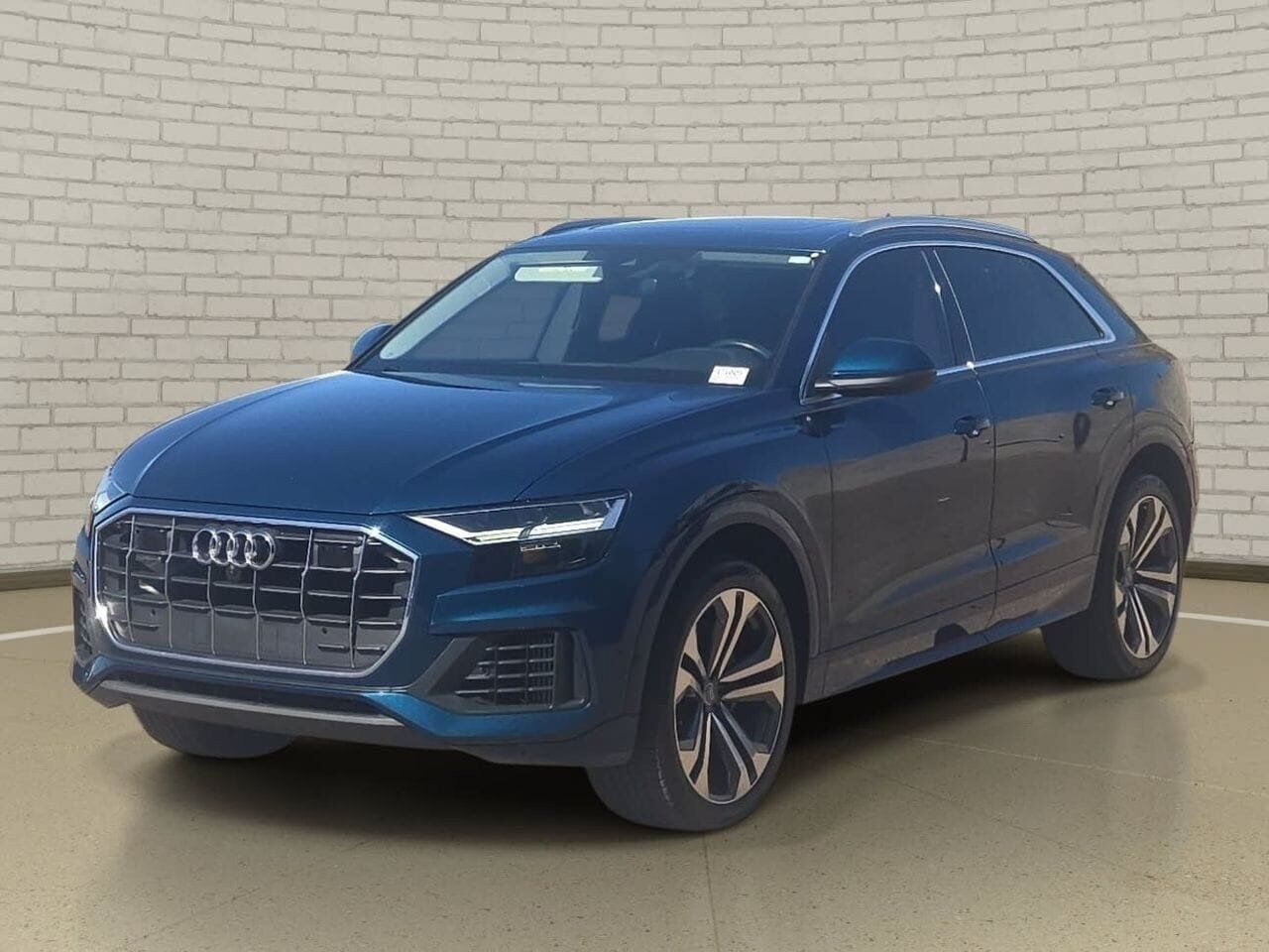 2019 AUDI Q8