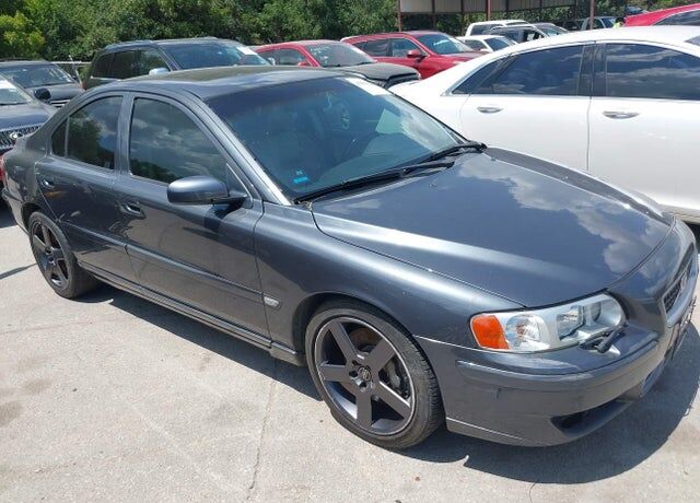 2005 VOLVO S60