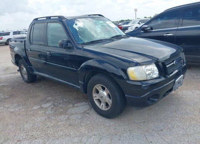 2004 FORD Explorer