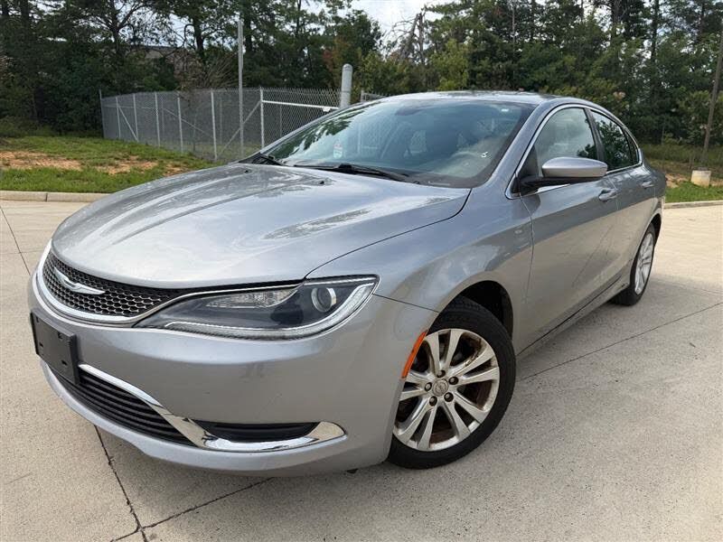 2017 CHRYSLER 200