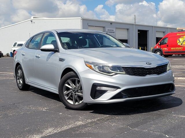 2019 KIA Optima