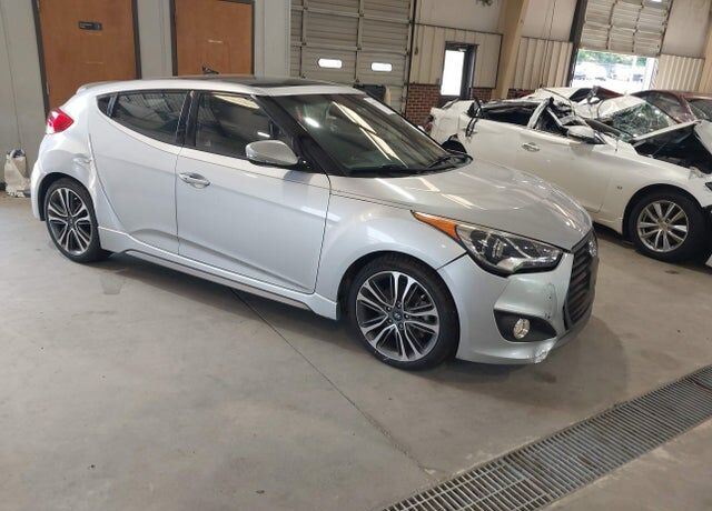 2016 HYUNDAI Veloster