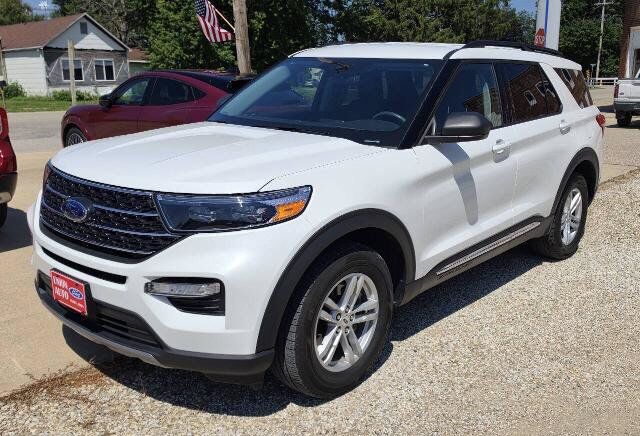2024 FORD Explorer