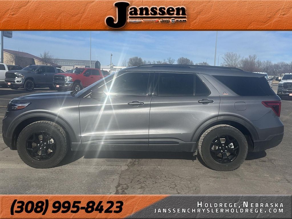 2022 FORD Explorer